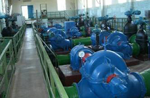 Variador de frecuencia de voltaje medio de INVT en una fábrica de tratamiento de agua de Kaliningrado, Rusia