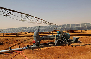 Solução de bomba solar INVT GD100-PV para irrigação por pivô central na Arábia Saudita